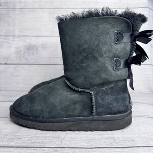 UGG Australia Bailey Bow II Black Suede Boots size 5 Mid Calf 3280 Satin Ribbons